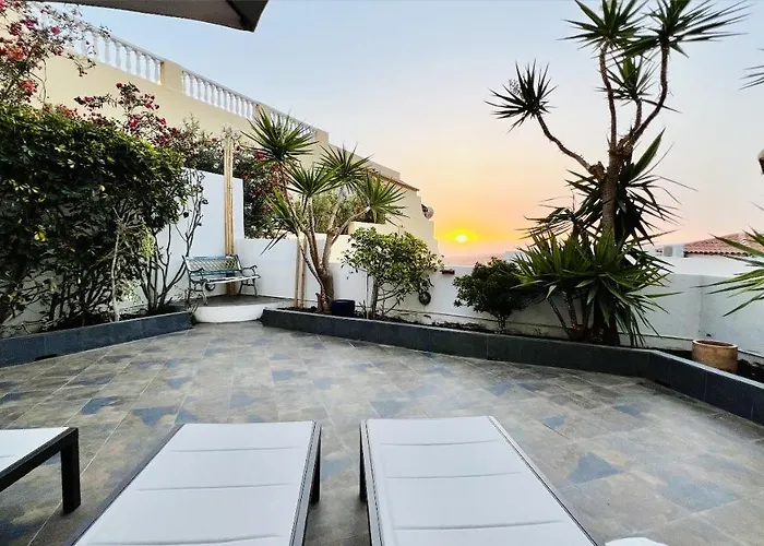 Enchanting House South Tenerife, Sea View Адехе