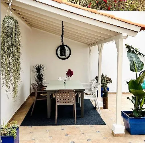 Апартаменты Enchanting House South Tenerife, Sea View *