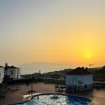 Enchanting House South Tenerife, Sea View Apartment *