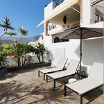 Apartment Enchanting House South Tenerife, Sea View