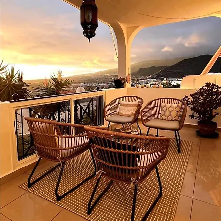 Enchanting House South Tenerife, Sea View * 아데제