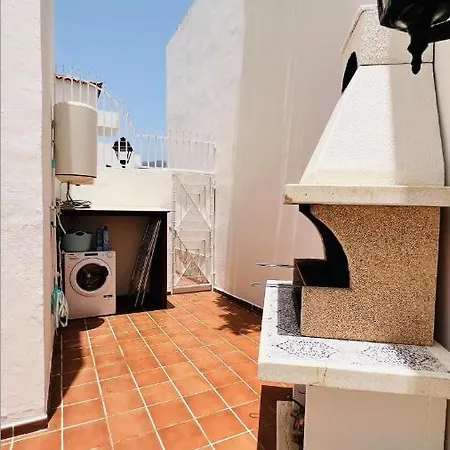 Enchanting House South Tenerife, Sea View * 아데제