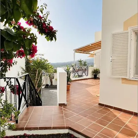 Апартаменты Enchanting House South Tenerife, Sea View Адехе