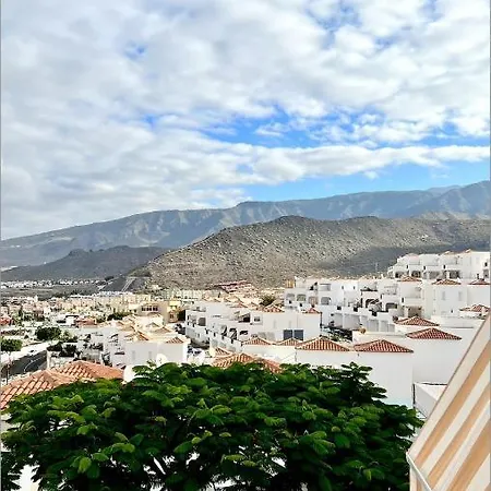 Апартаменты Enchanting House South Tenerife, Sea View Адехе