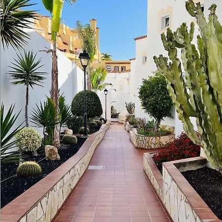 Enchanting House South Tenerife, Sea View * 아데제