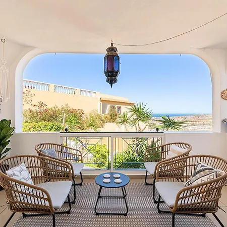 Enchanting House South Tenerife, Sea View アパート *